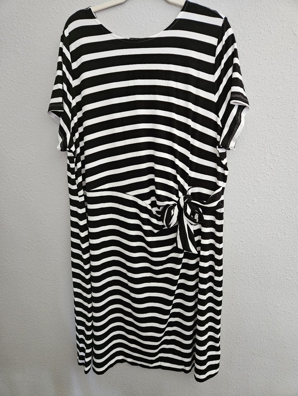 Cynthia Rowley 3X Black & White Striped Tie-Waist Women’s Dress. NWT